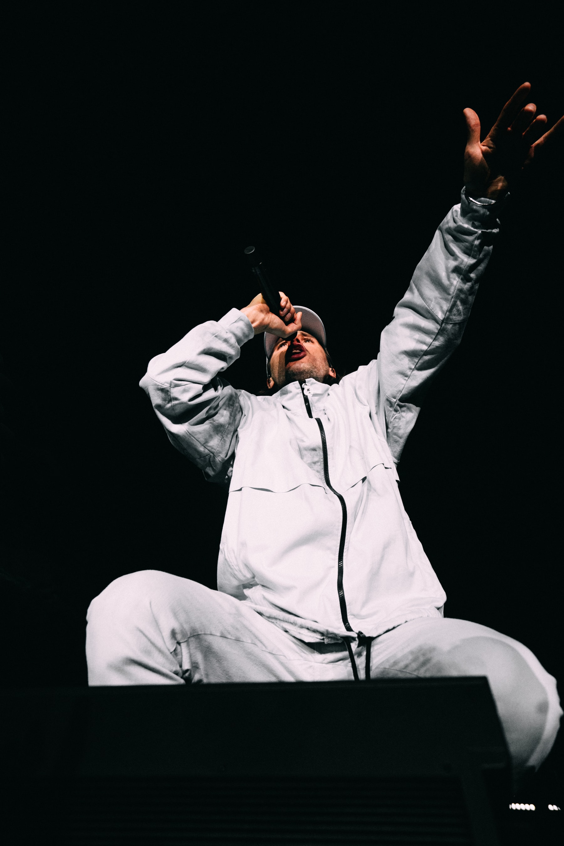 OrelSan Invite Damso, VALD, Ibeyi Pour Son Dernier Concert De L'Année