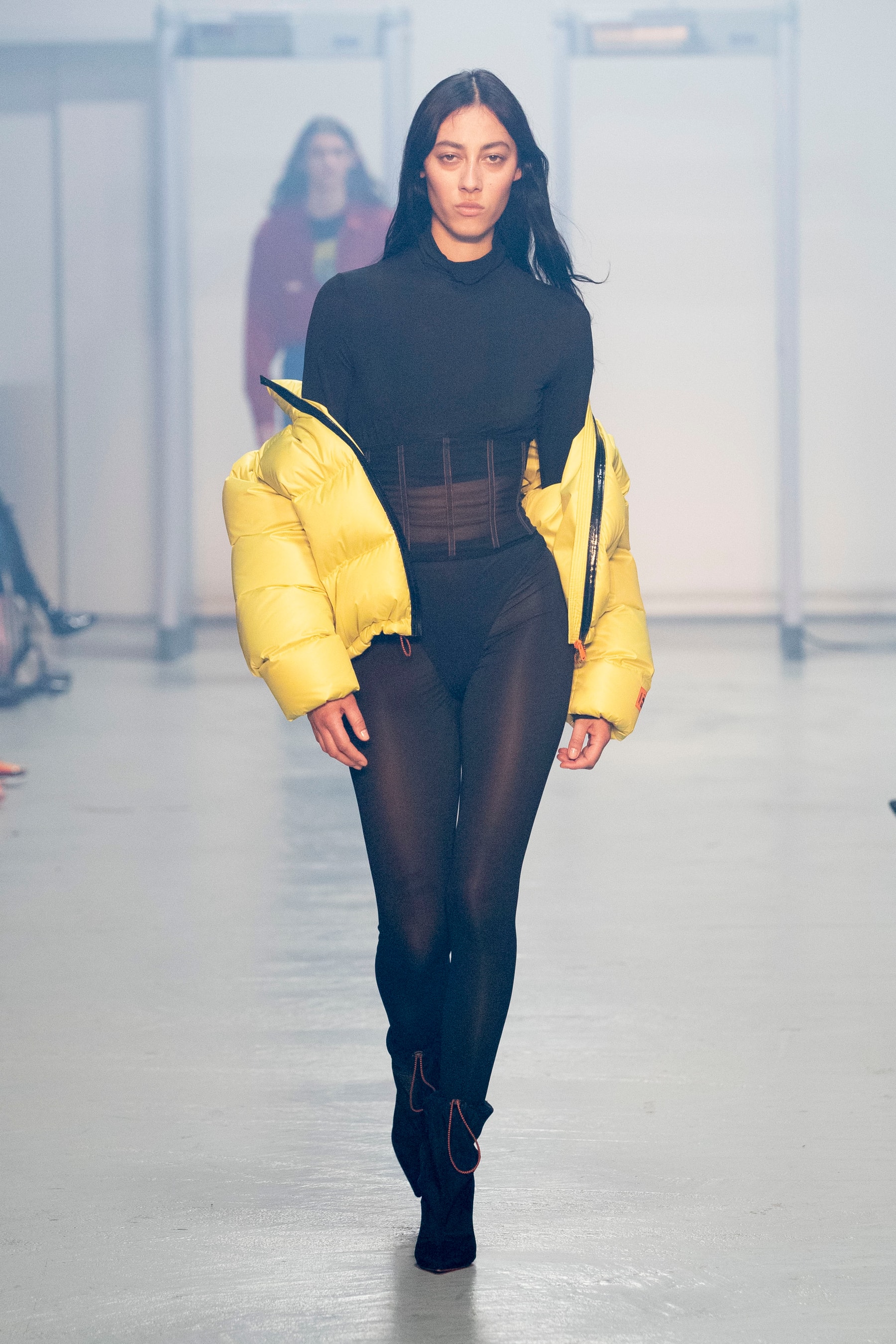 Heron Preston Ouvre La Fashion Week De Paris Sous Les Yeux De Virgil Abloh