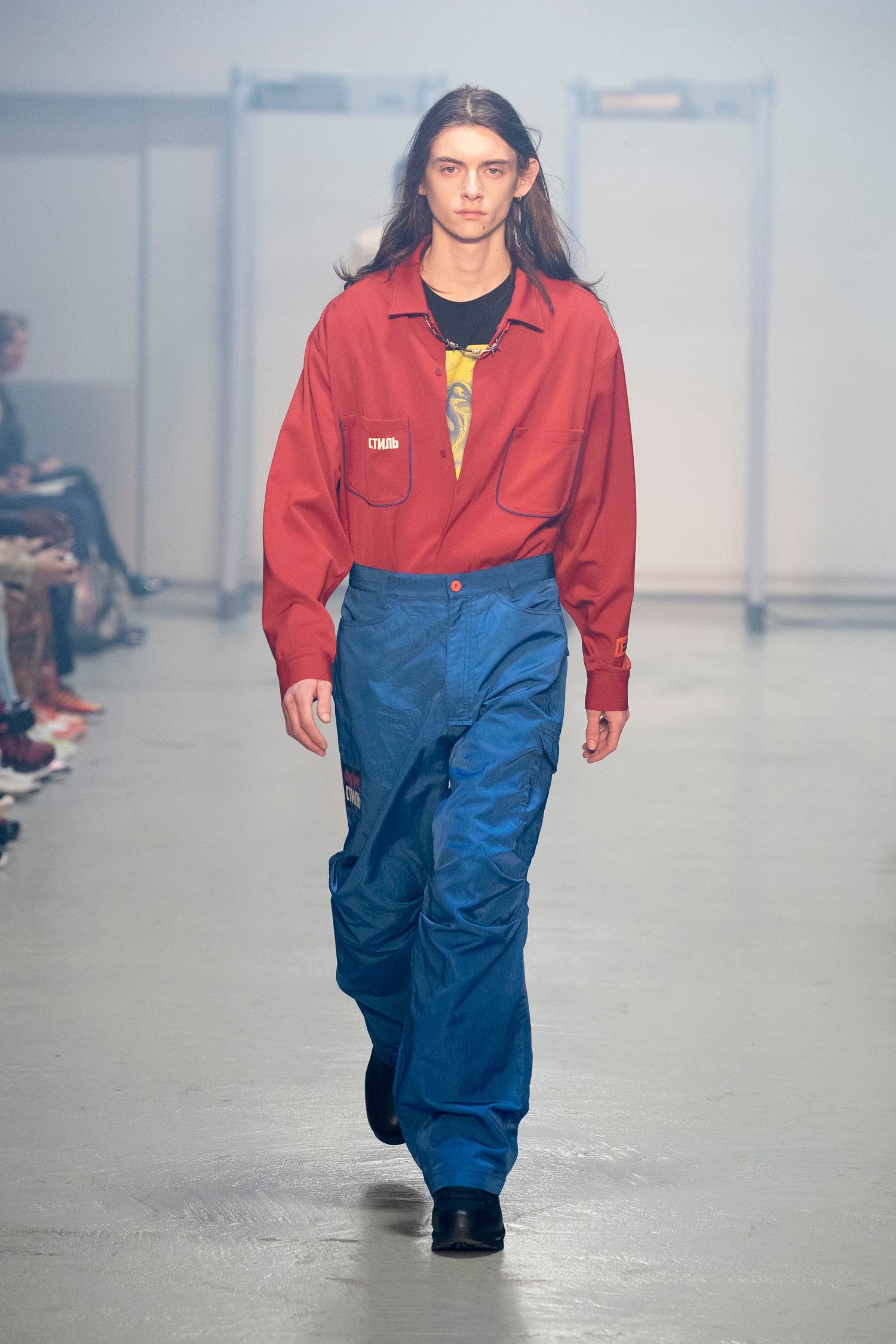 Heron Preston Ouvre La Fashion Week De Paris Sous Les Yeux De Virgil Abloh