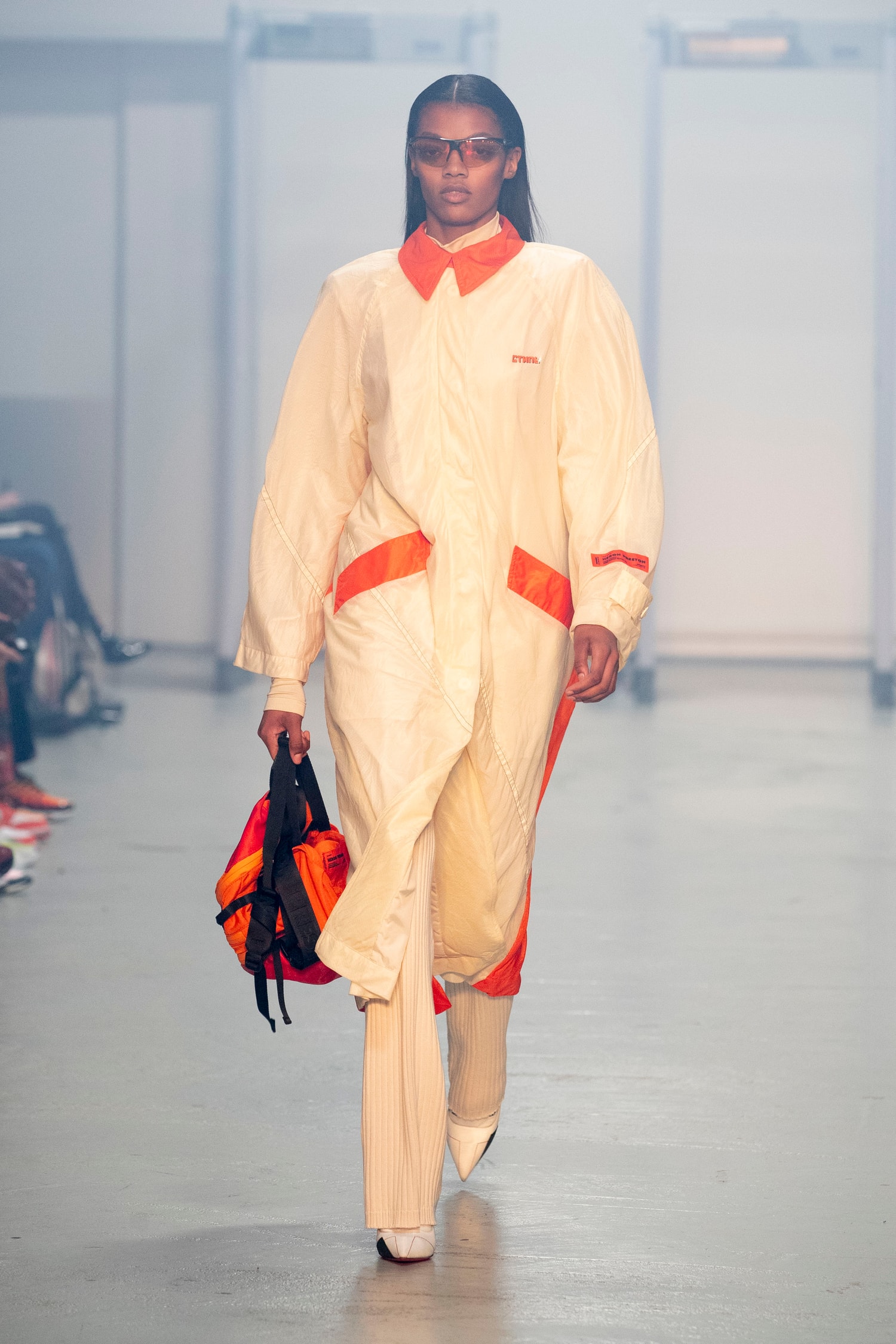 Heron Preston Ouvre La Fashion Week De Paris Sous Les Yeux De Virgil Abloh