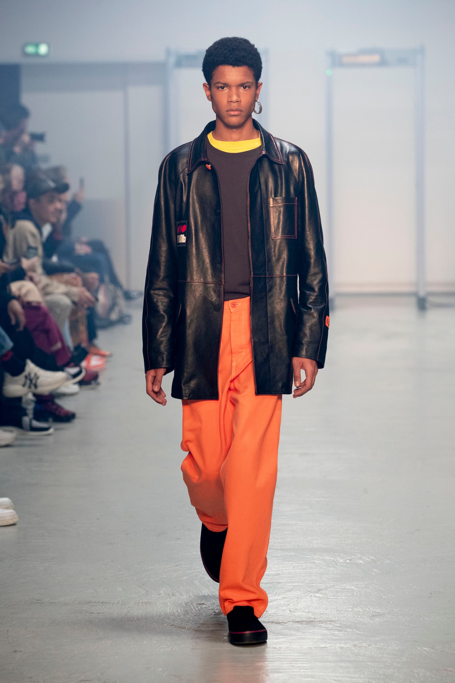 Heron Preston Ouvre La Fashion Week De Paris Sous Les Yeux De Virgil Abloh