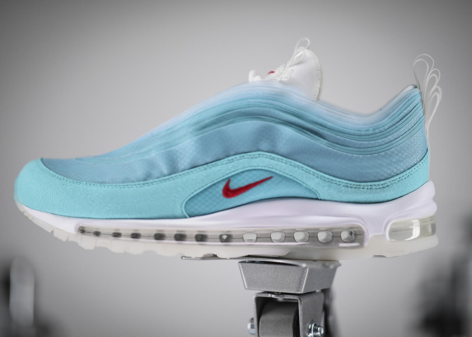 Voici La Paire De L'Artiste Française Qui Remporte Le Concours Nike On Air