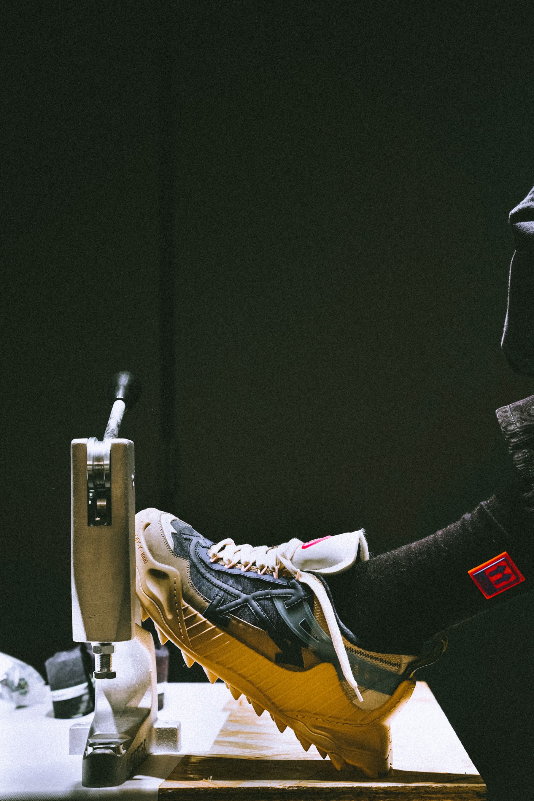 Off-white : Acheter Des Produits En Avant-Première Mondiale A Paris 