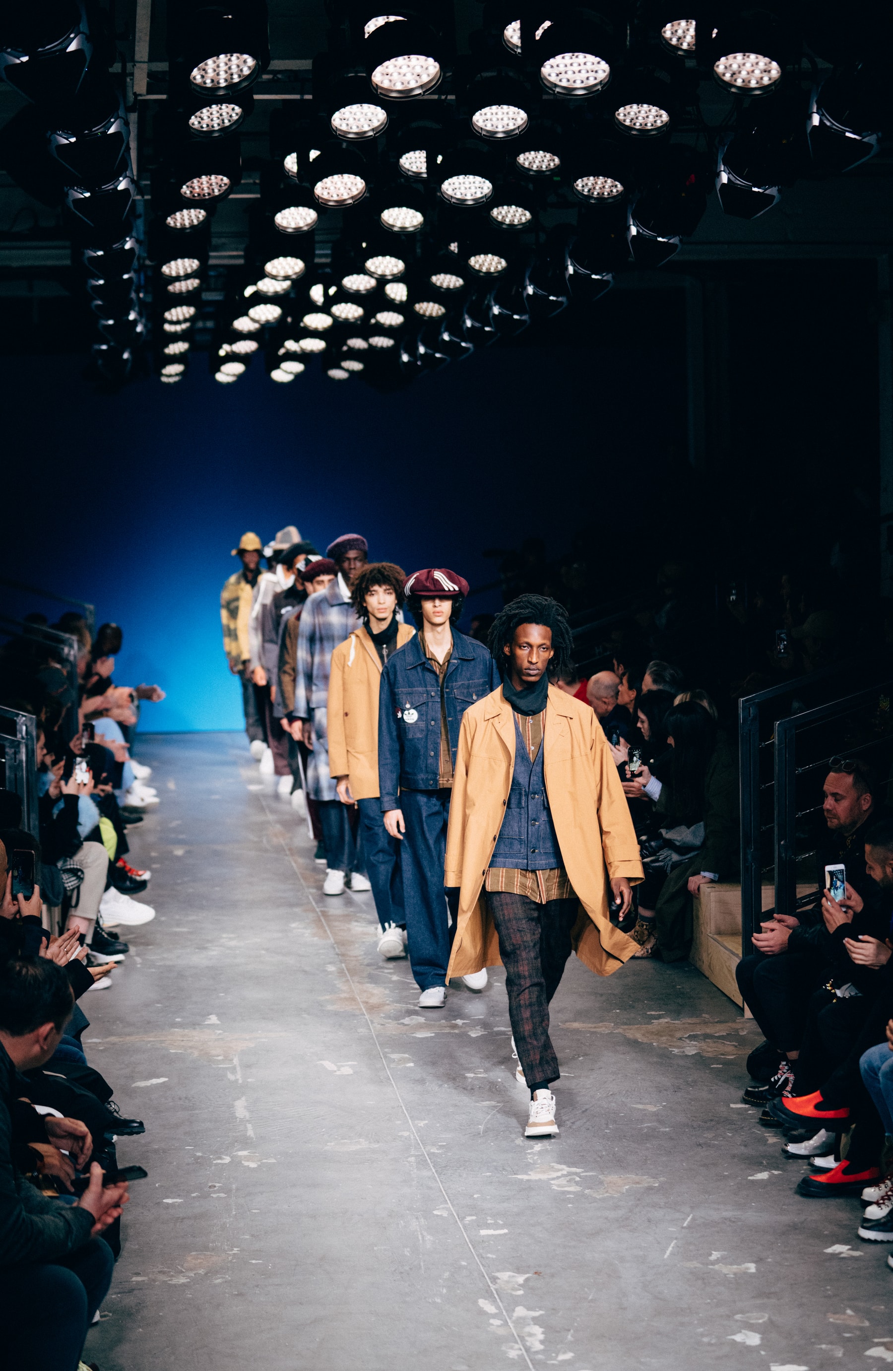 David Beckham Fait Défiler Trois Designers Britanniques Lors De La Fashion Week De Paris