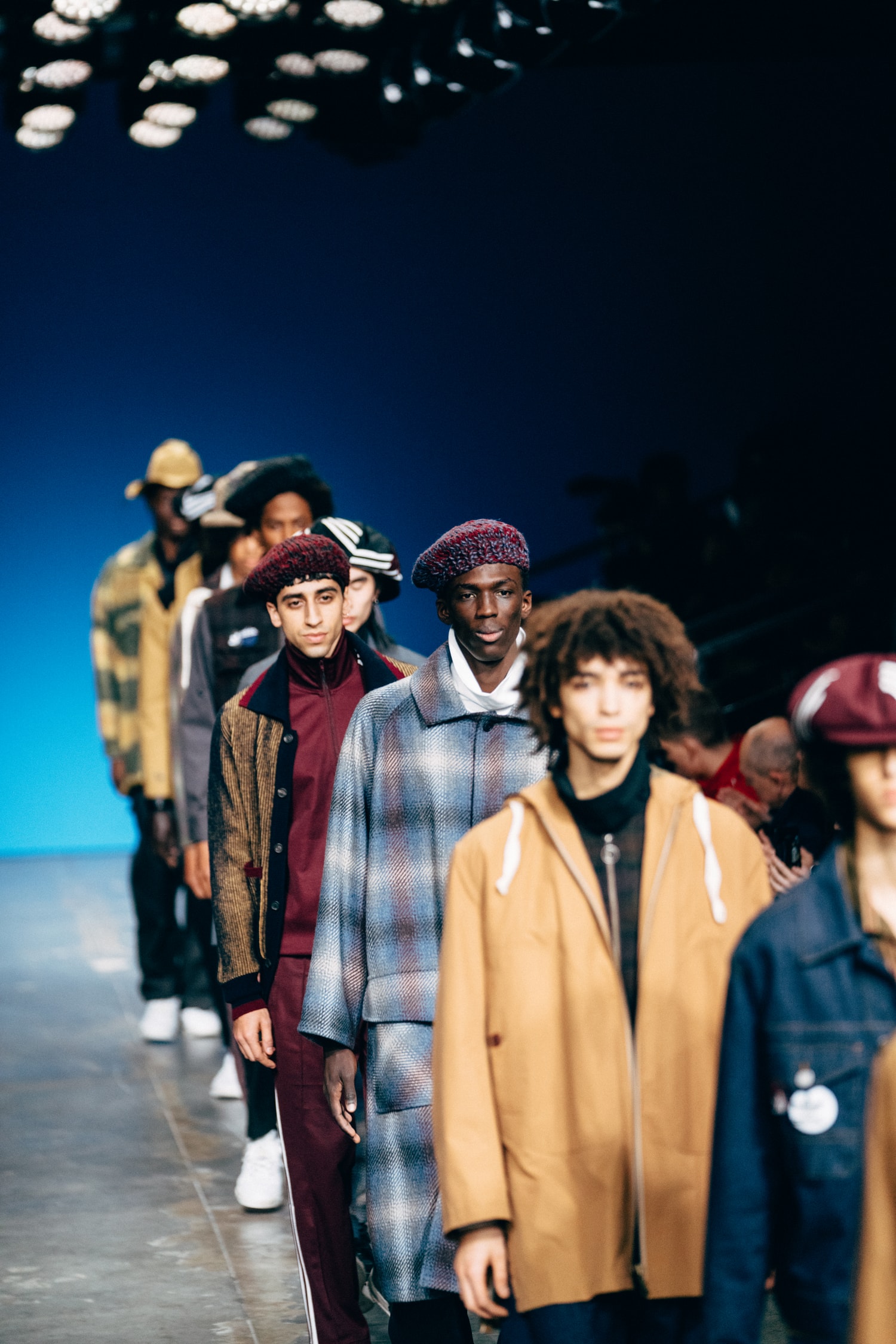David Beckham Fait Défiler Trois Designers Britanniques Lors De La Fashion Week De Paris