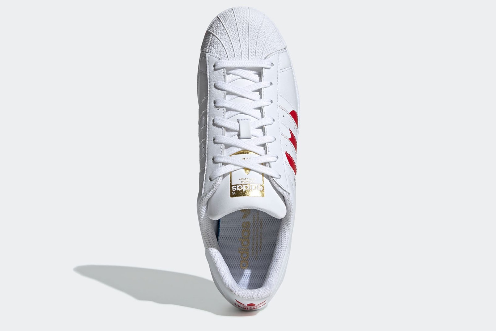Photo De La adidas "Sant-Valentin"
