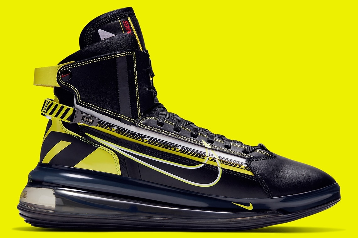 Photo Nike Air Max 720 "Saturn"