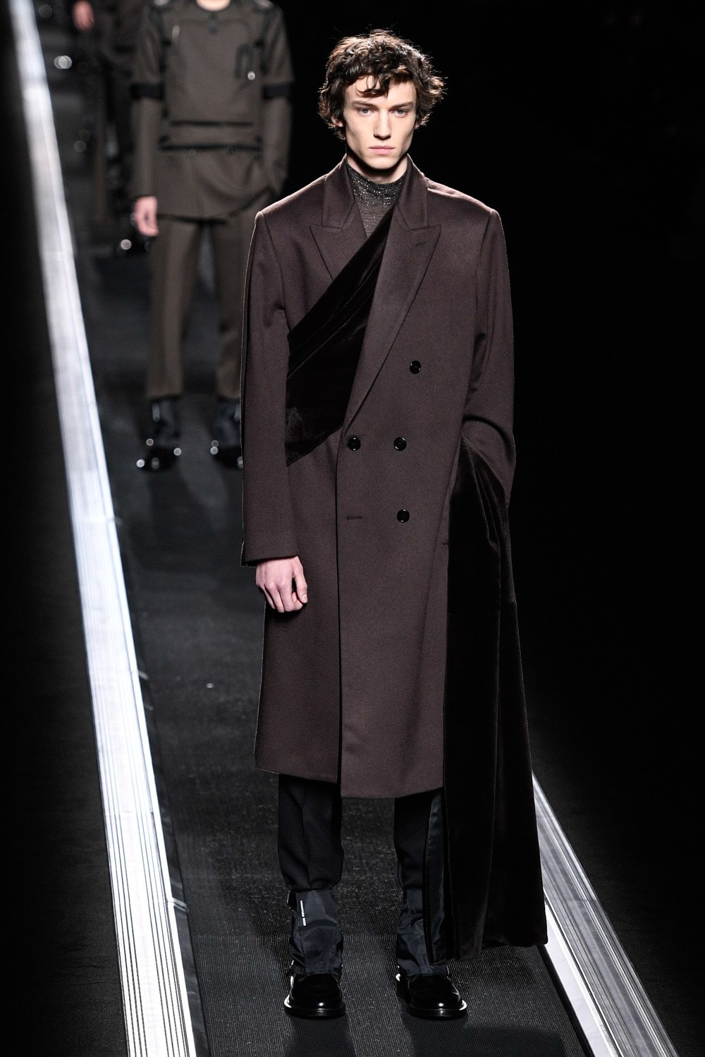 Dior : Kim Jones N'A Pas Fait Marcher Ses Mannequins