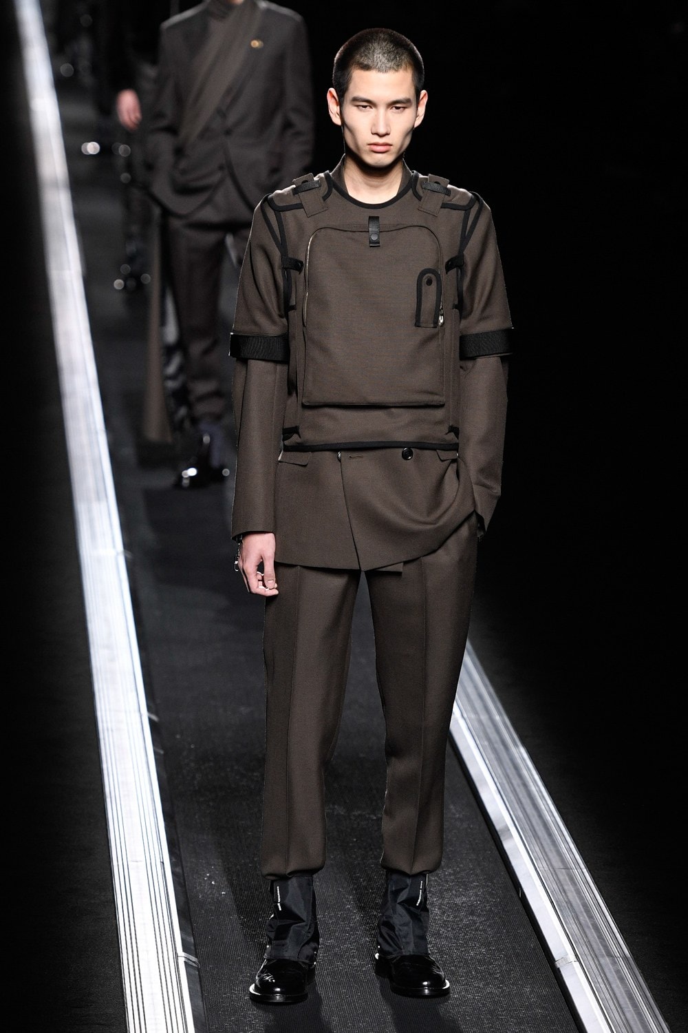 Dior : Kim Jones N'A Pas Fait Marcher Ses Mannequins