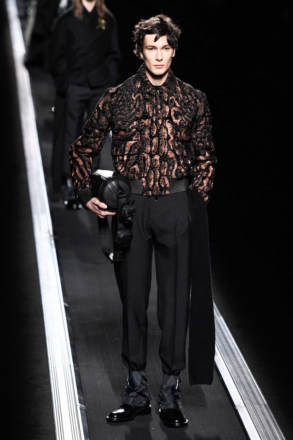 Dior : Kim Jones N'A Pas Fait Marcher Ses Mannequins
