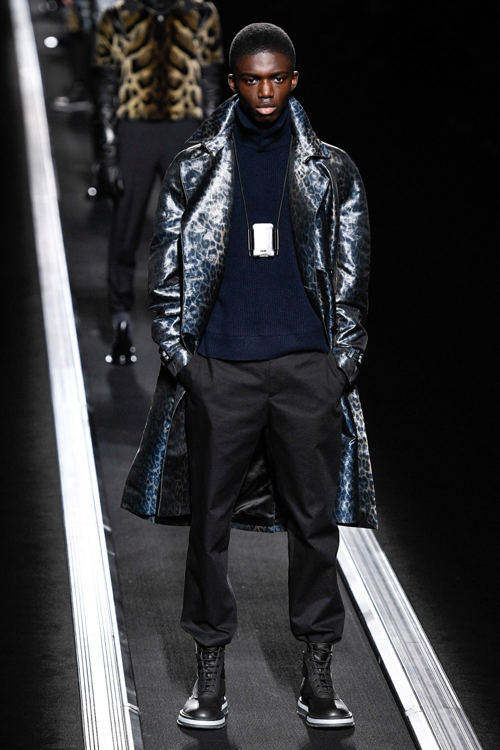 Dior : Kim Jones N'A Pas Fait Marcher Ses Mannequins