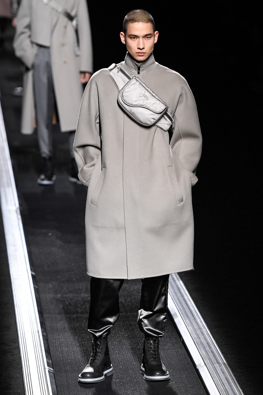 Dior : Kim Jones N'A Pas Fait Marcher Ses Mannequins