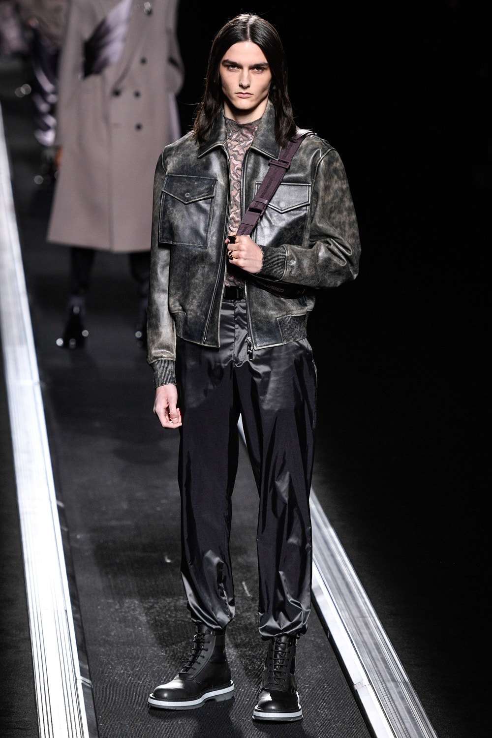 Dior : Kim Jones N'A Pas Fait Marcher Ses Mannequins