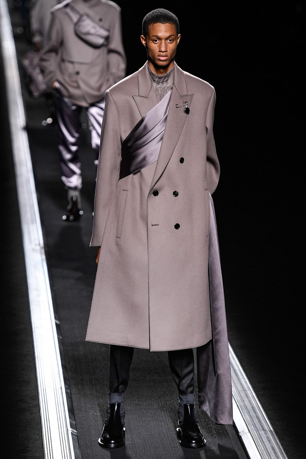Dior : Kim Jones N'A Pas Fait Marcher Ses Mannequins