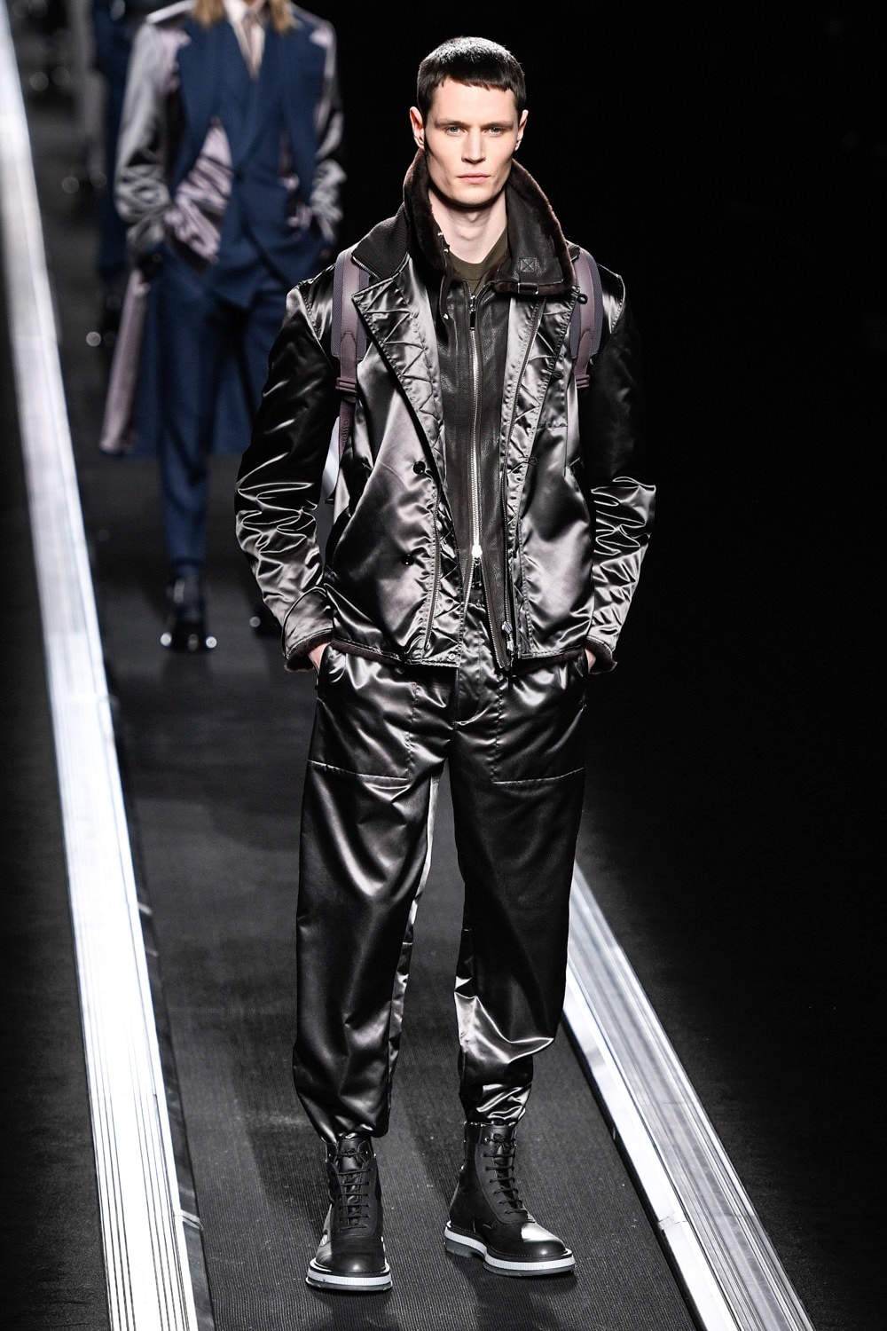 Dior : Kim Jones N'A Pas Fait Marcher Ses Mannequins