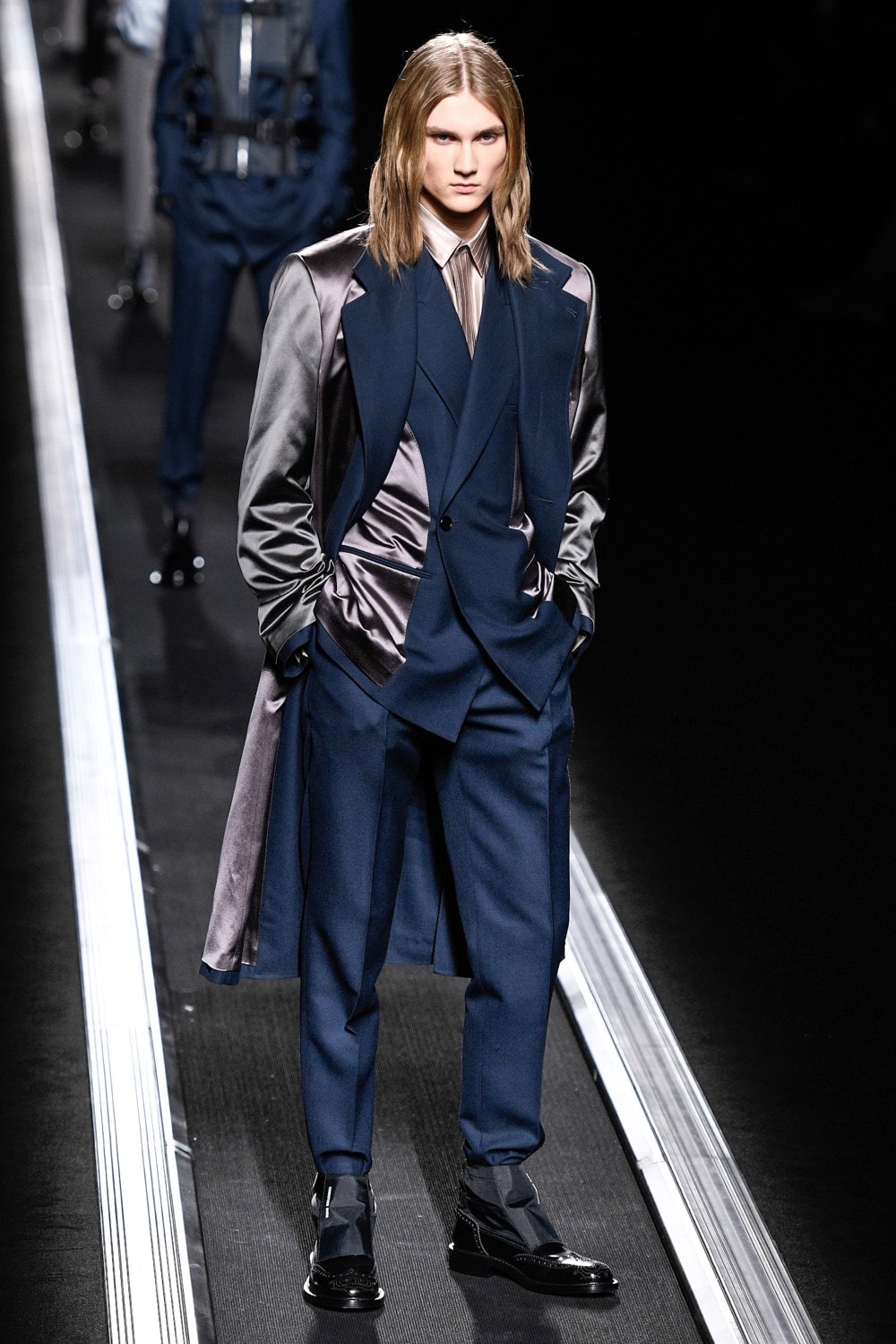 Dior : Kim Jones N'A Pas Fait Marcher Ses Mannequins