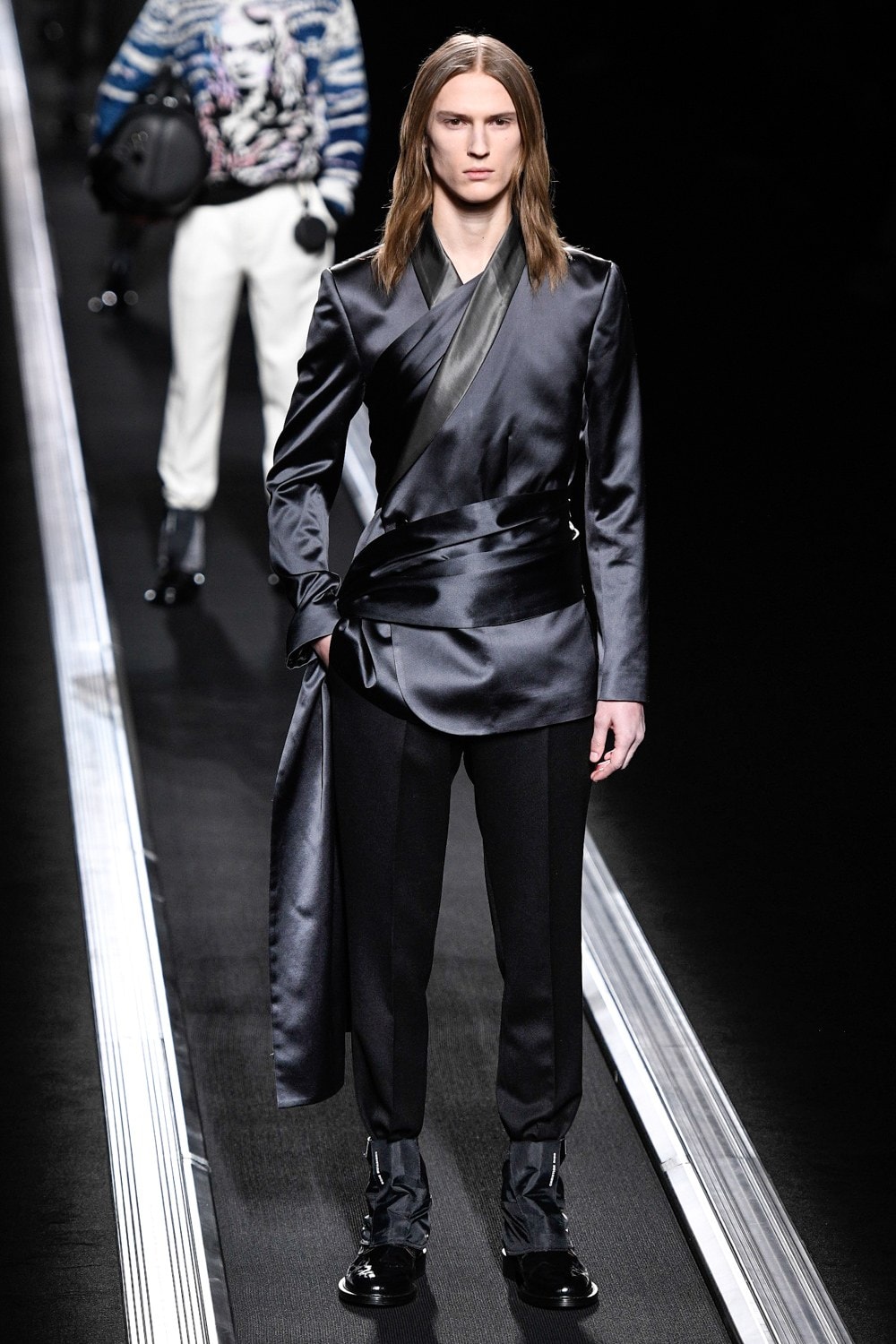 Dior : Kim Jones N'A Pas Fait Marcher Ses Mannequins