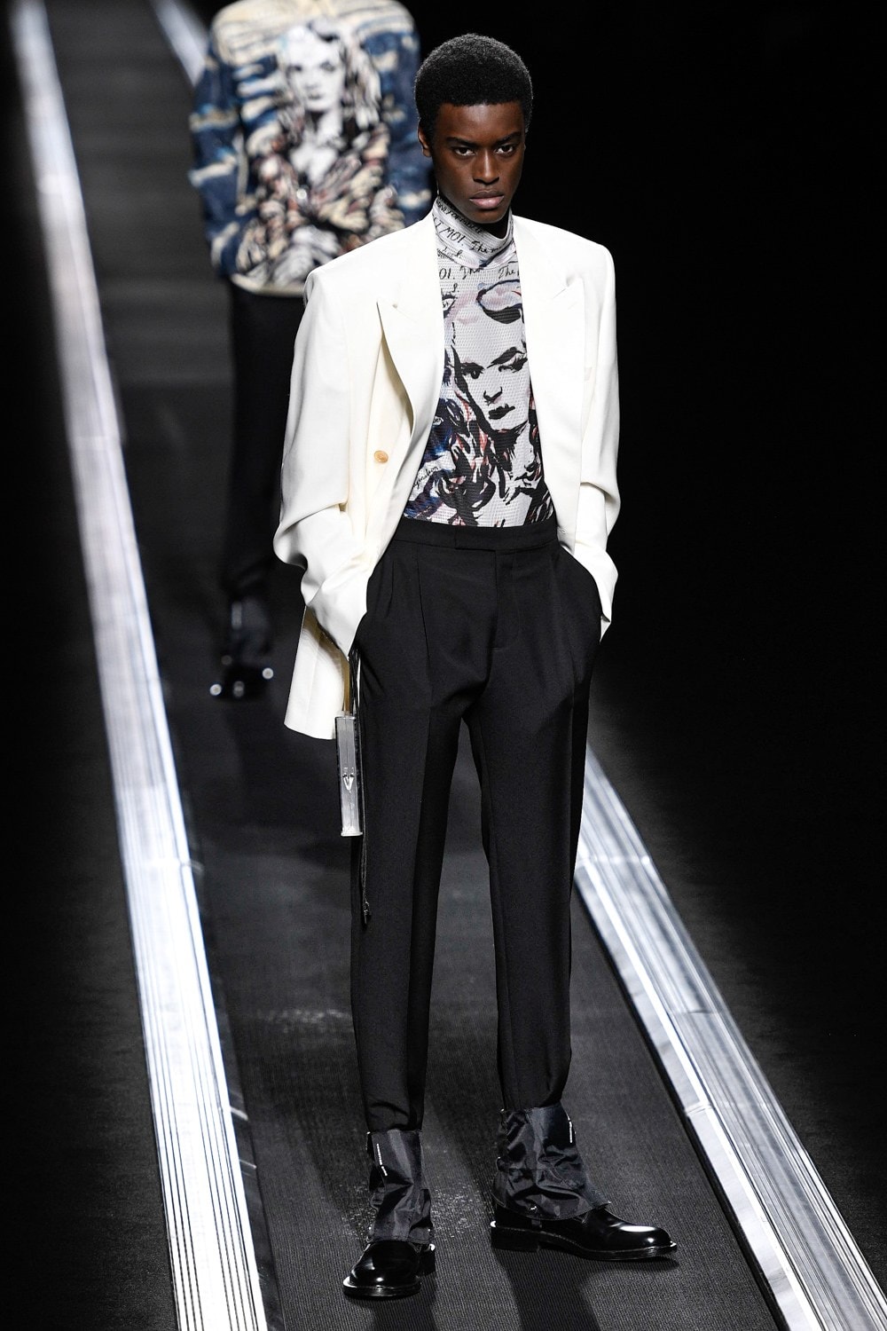 Dior : Kim Jones N'A Pas Fait Marcher Ses Mannequins