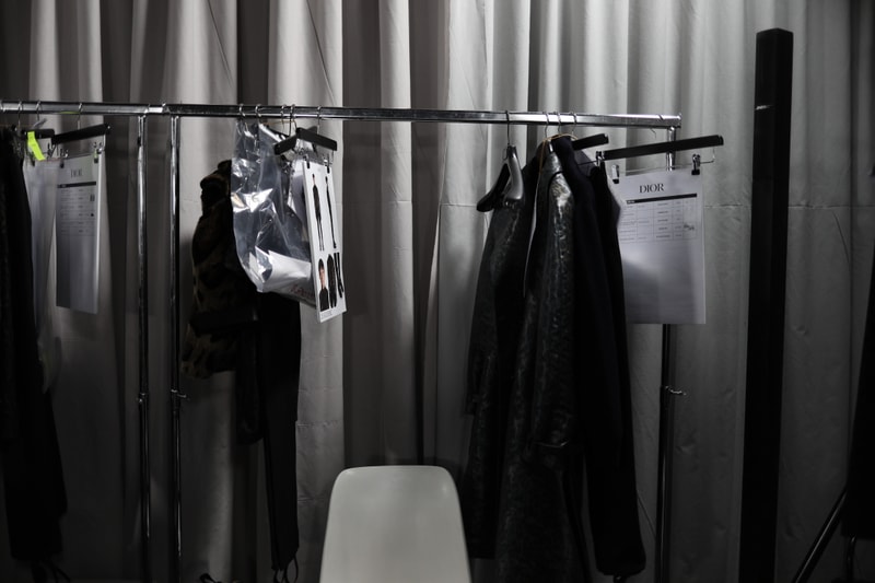 Dans Les Backstages Du Défilé Dior De La Fashion Week De Paris