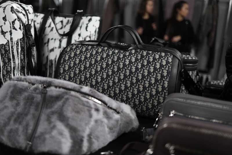 Dans Les Backstages Du Défilé Dior De La Fashion Week De Paris