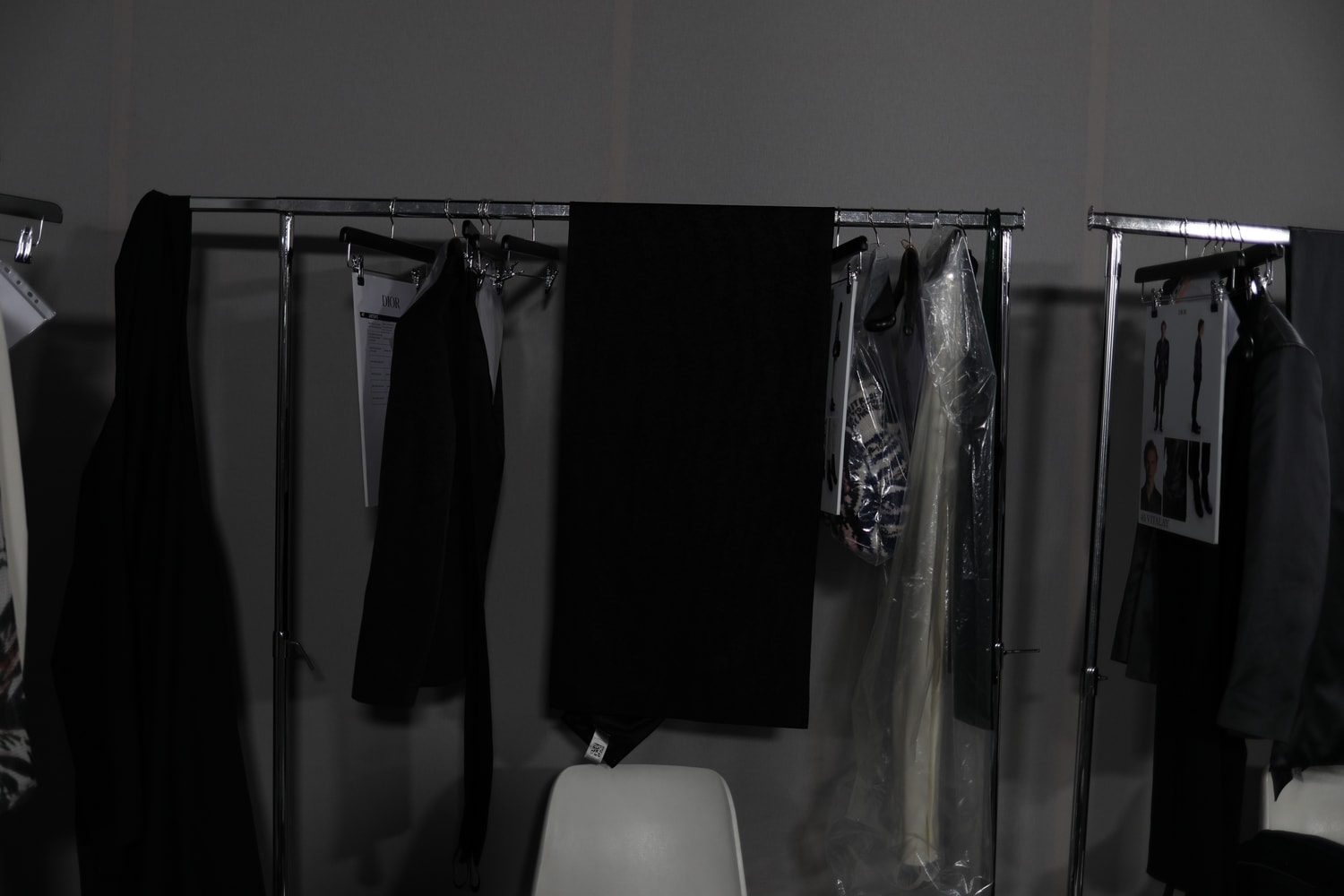 Dans Les Backstages Du Défilé Dior De La Fashion Week De Paris