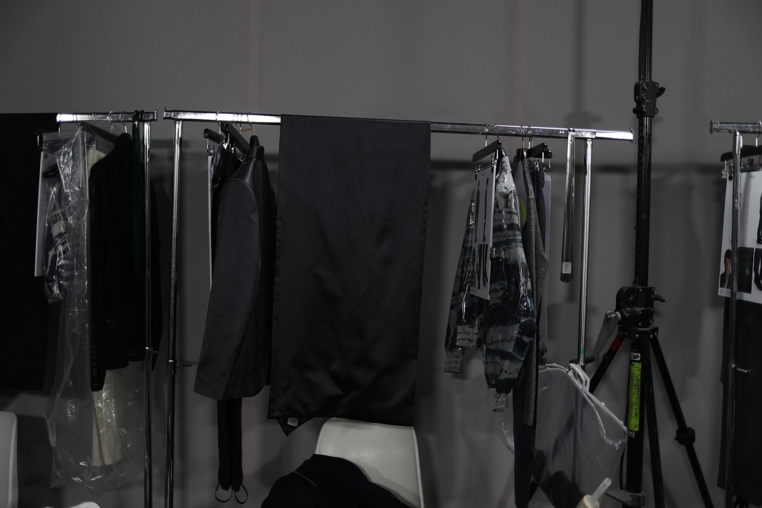 Dans Les Backstages Du Défilé Dior De La Fashion Week De Paris