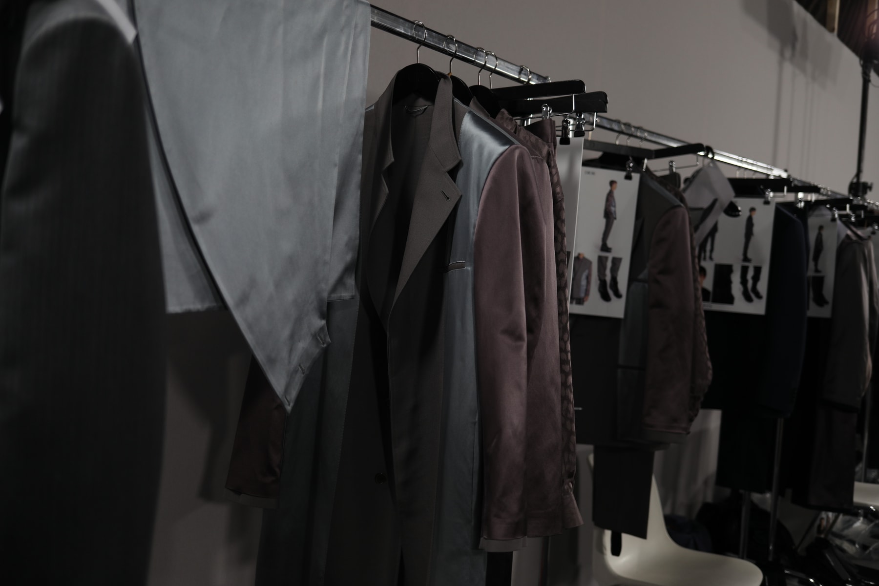 Dans Les Backstages Du Défilé Dior De La Fashion Week De Paris