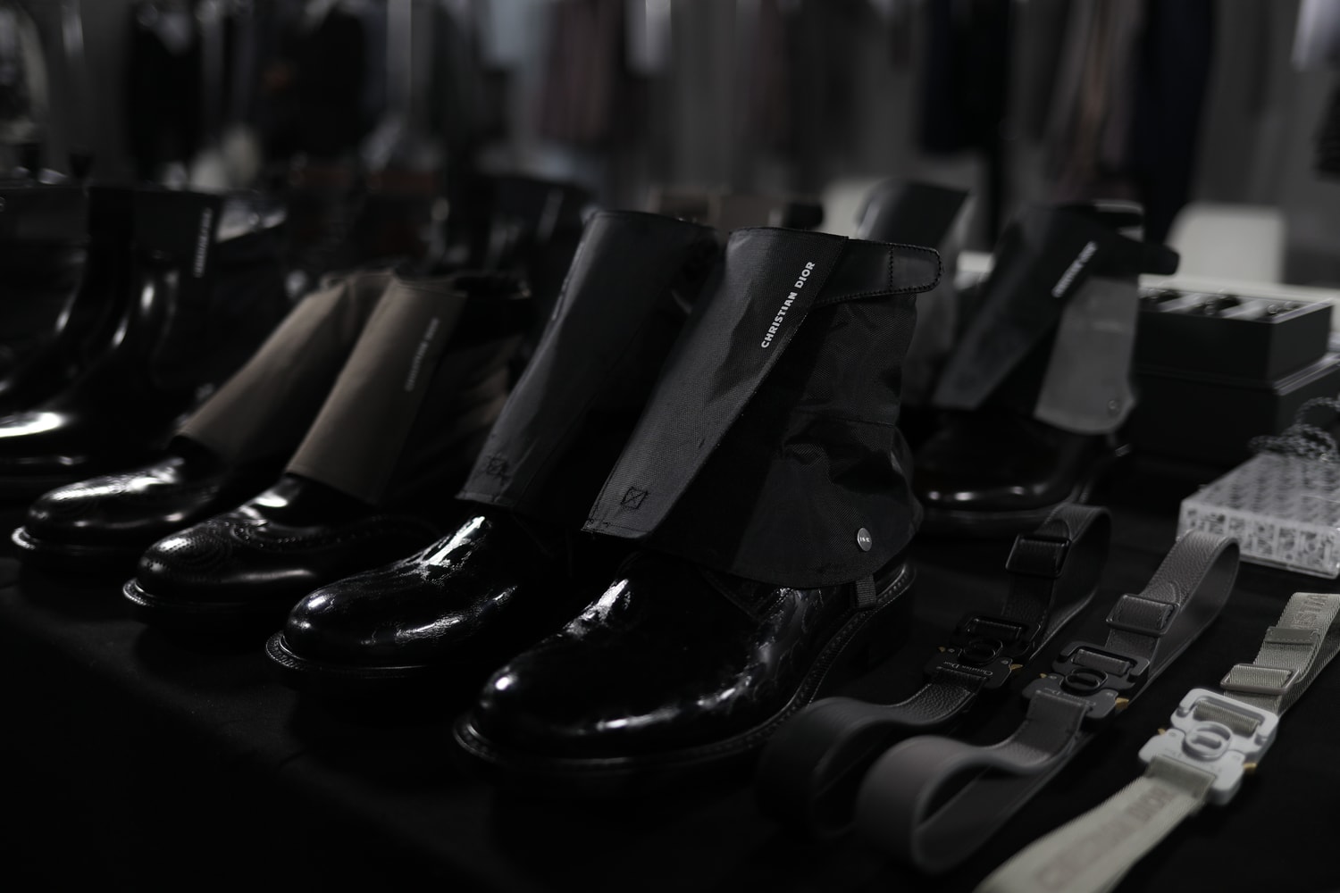 Dans Les Backstages Du Défilé Dior De La Fashion Week De Paris