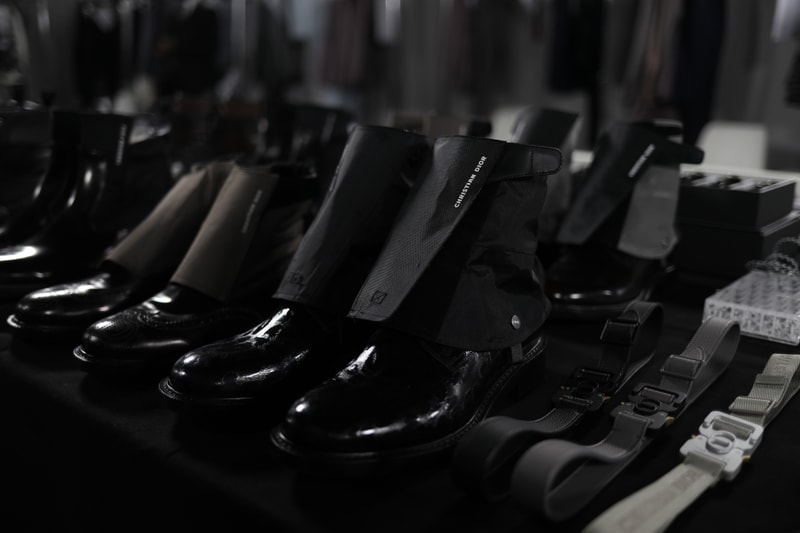 Dans Les Backstages Du Défilé Dior De La Fashion Week De Paris