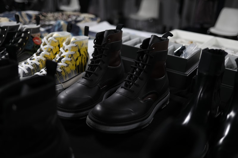 Dans Les Backstages Du Défilé Dior De La Fashion Week De Paris