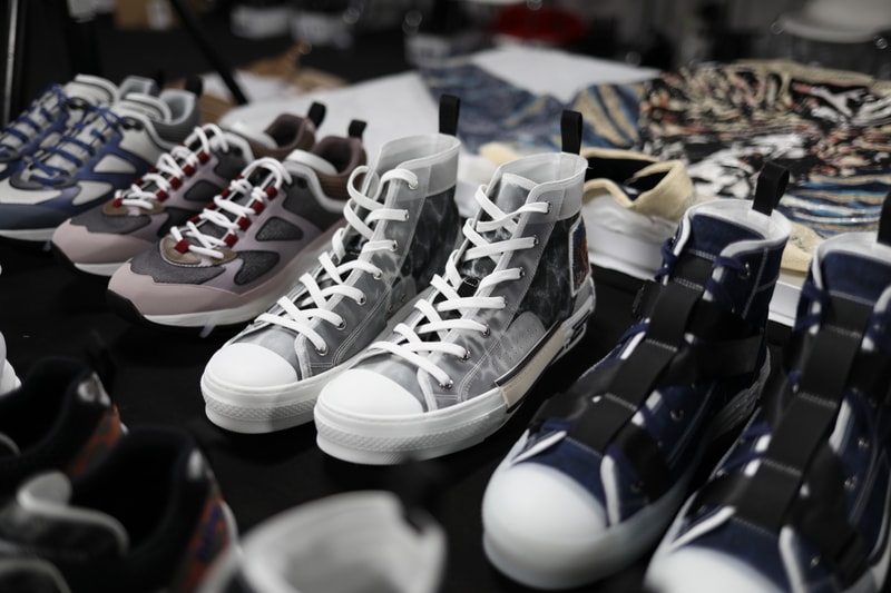 Dans Les Backstages Du Défilé Dior De La Fashion Week De Paris