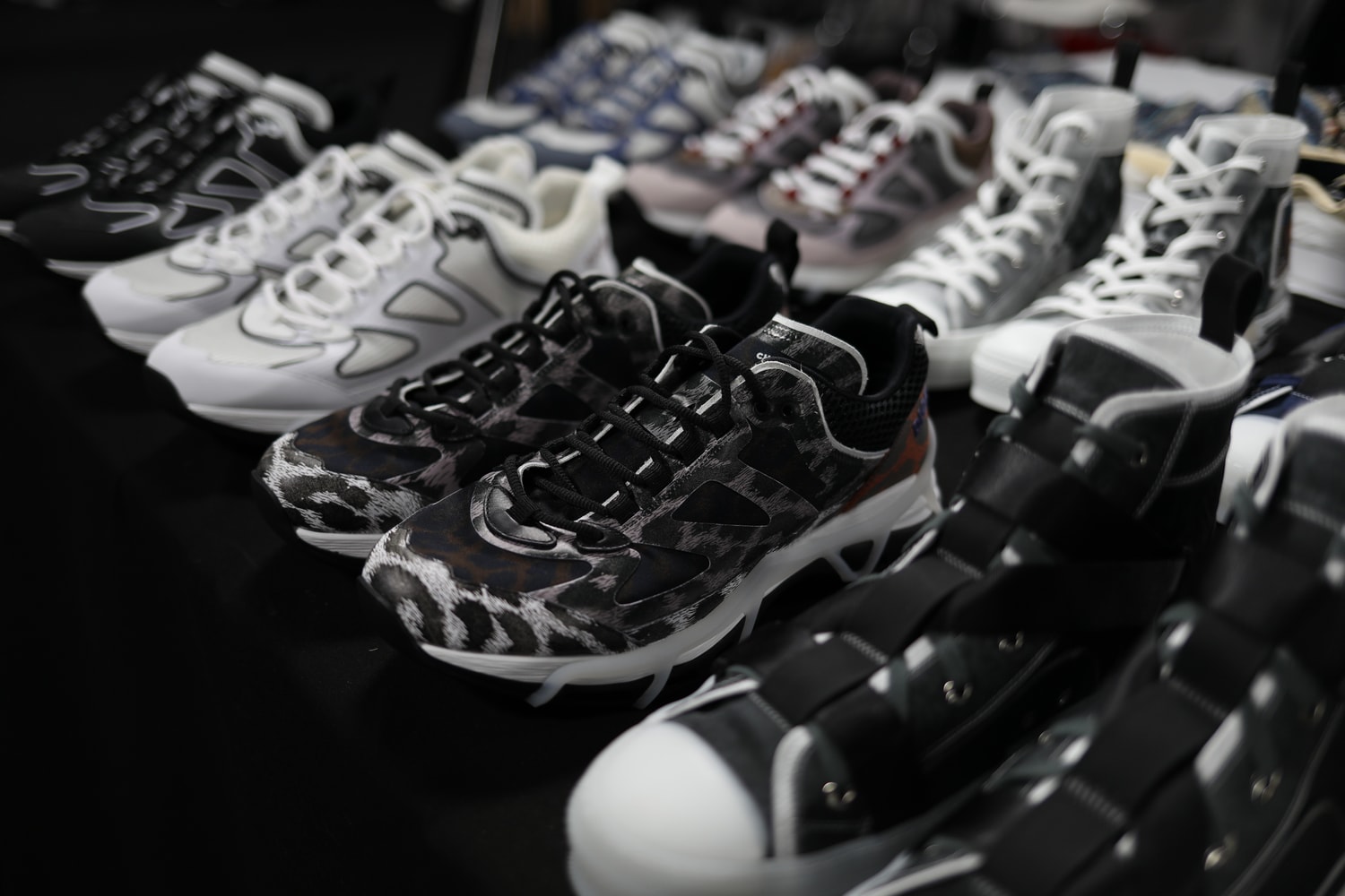 Dans Les Backstages Du Défilé Dior De La Fashion Week De Paris