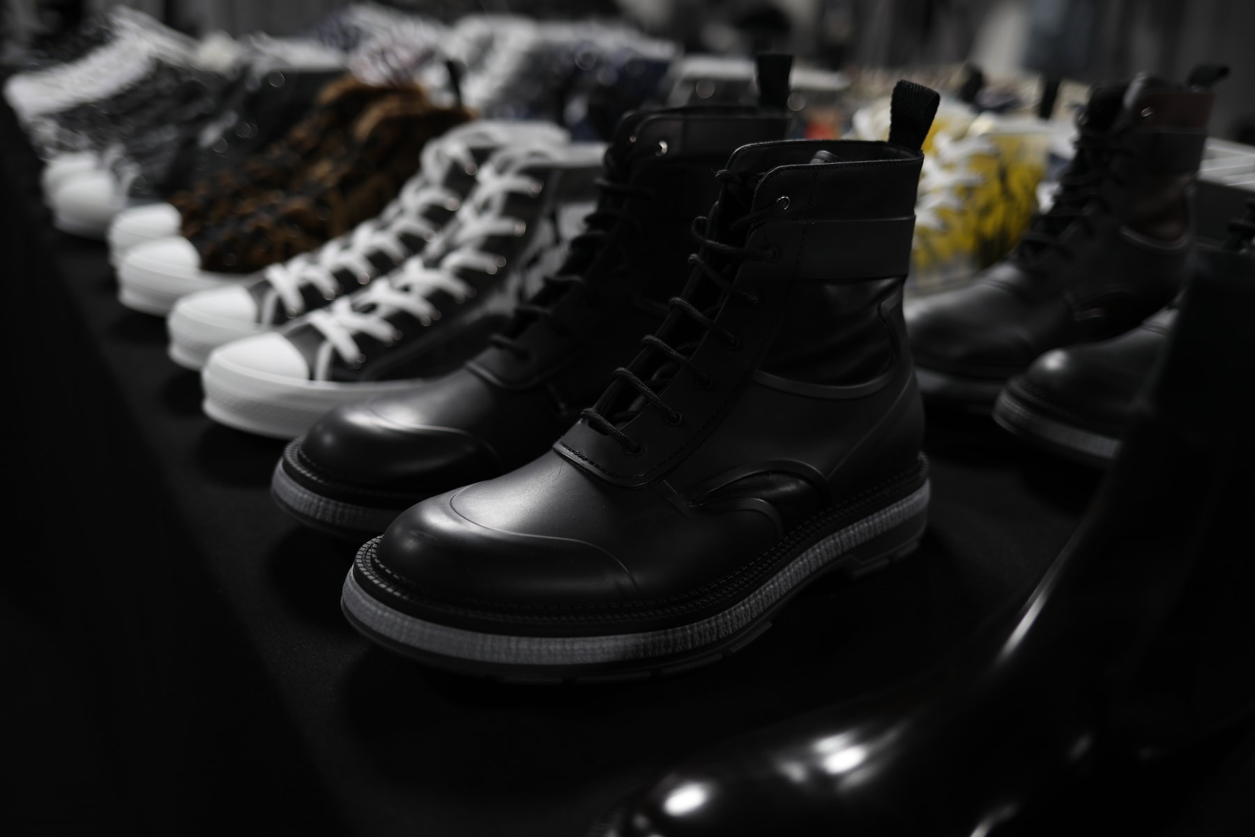 Dans Les Backstages Du Défilé Dior De La Fashion Week De Paris