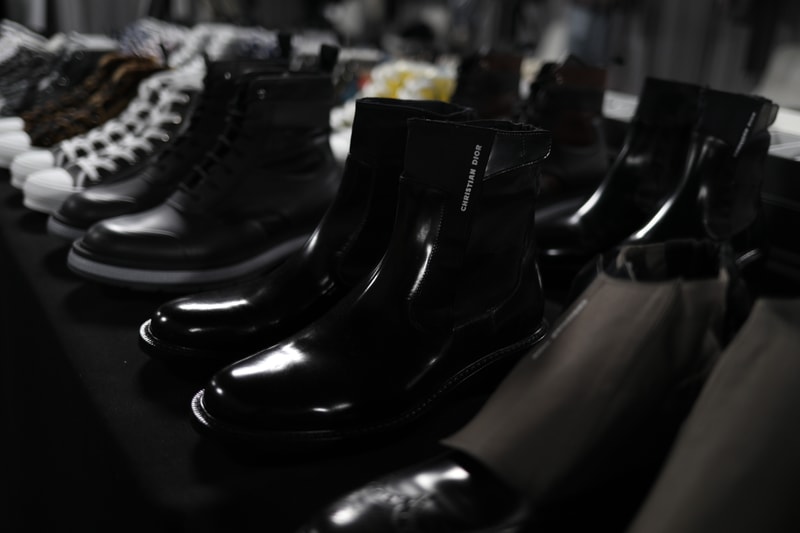 Dans Les Backstages Du Défilé Dior De La Fashion Week De Paris