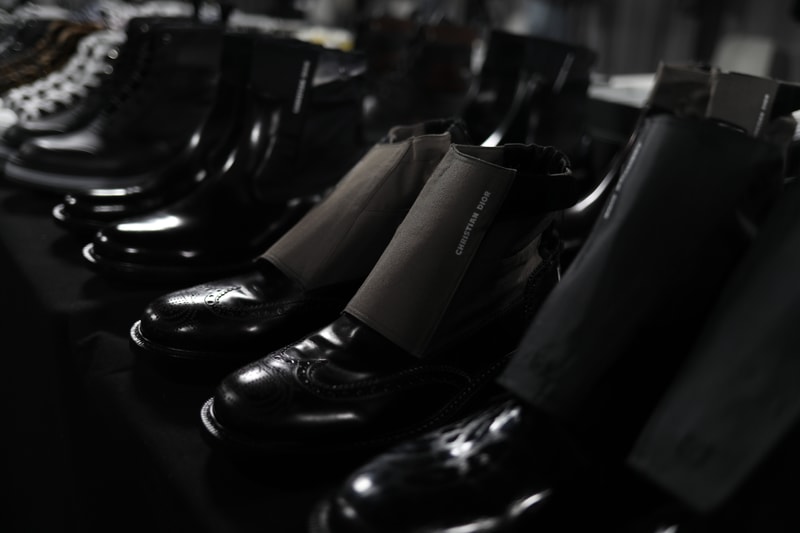 Dans Les Backstages Du Défilé Dior De La Fashion Week De Paris