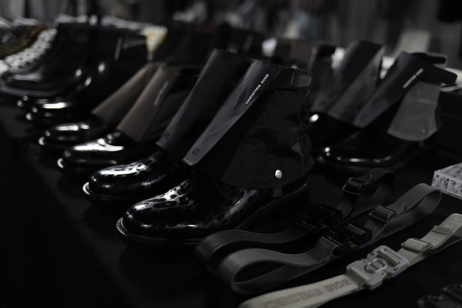 Dans Les Backstages Du Défilé Dior De La Fashion Week De Paris