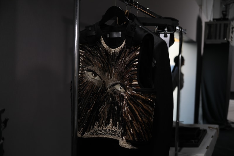 Dans Les Backstages Du Défilé Dior De La Fashion Week De Paris