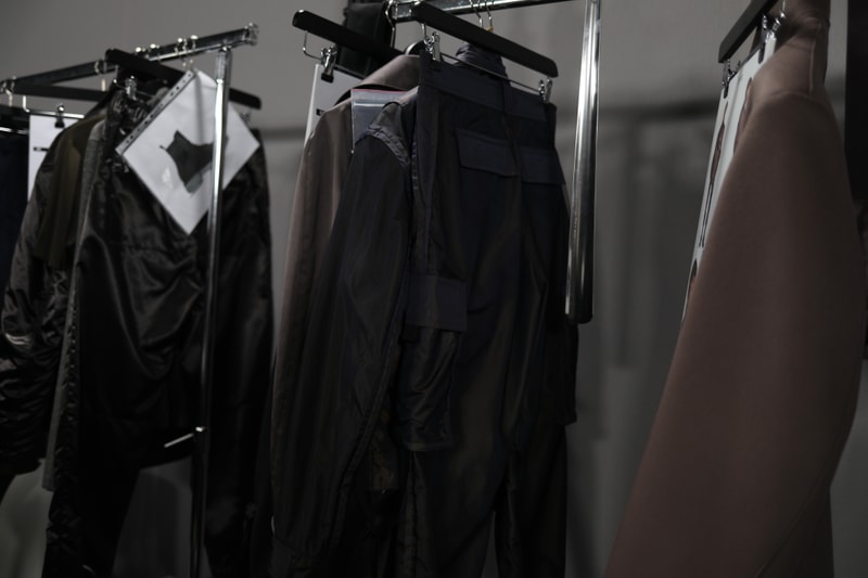 Dans Les Backstages Du Défilé Dior De La Fashion Week De Paris