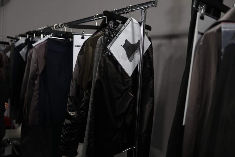 Dans Les Backstages Du Défilé Dior De La Fashion Week De Paris
