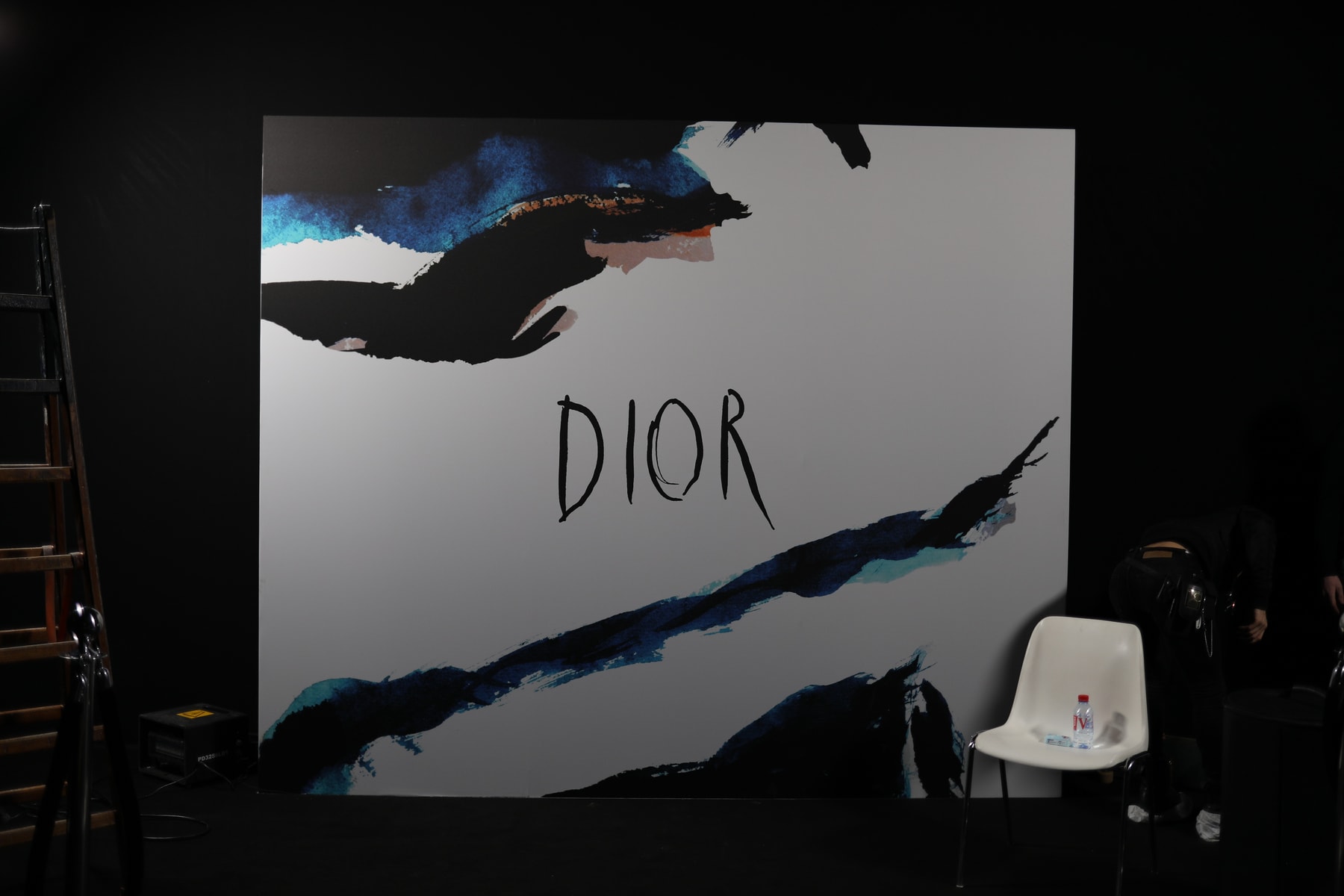 Dans Les Backstages Du Défilé Dior De La Fashion Week De Paris