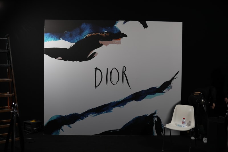 Dans Les Backstages Du Défilé Dior De La Fashion Week De Paris