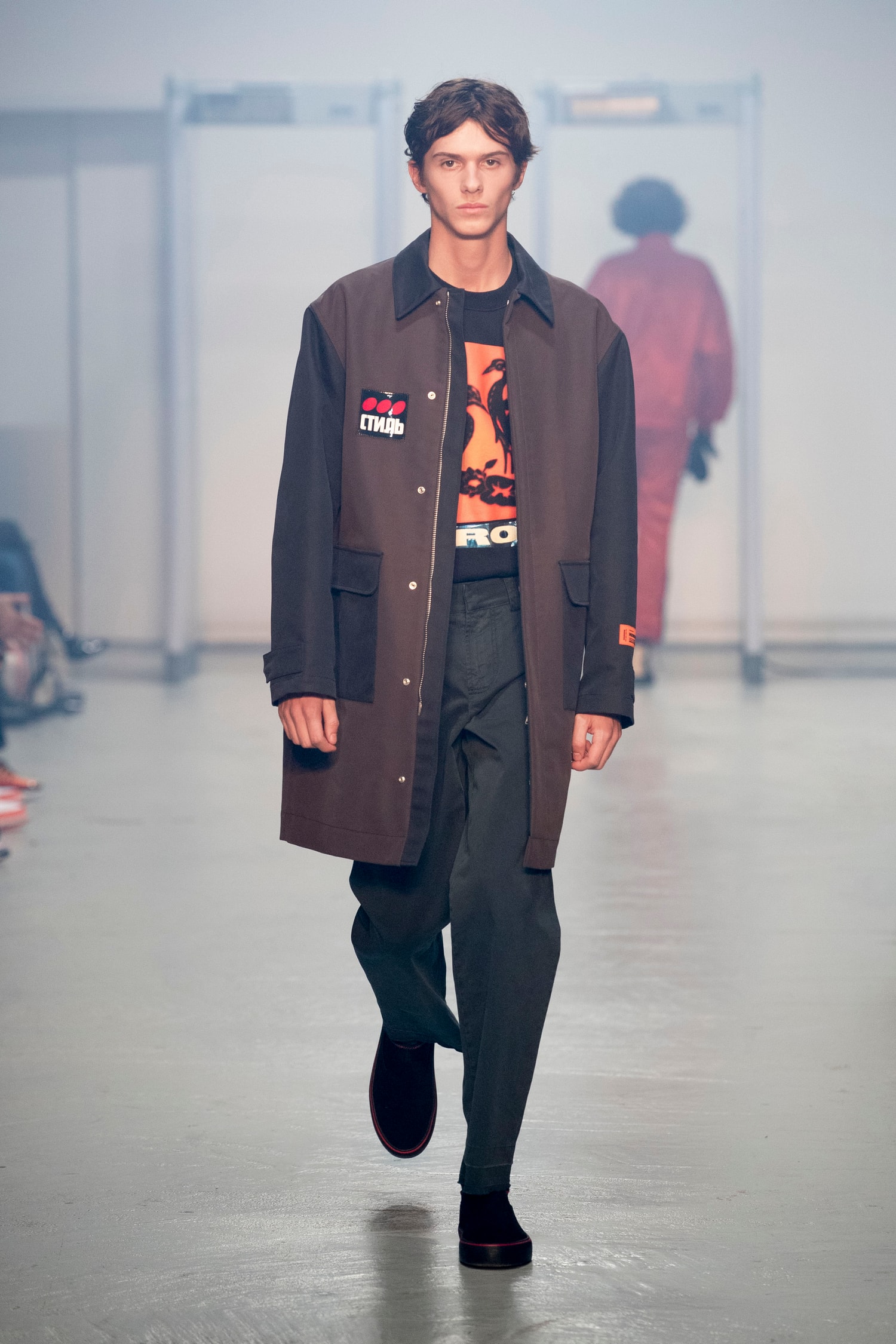 Heron Preston Ouvre La Fashion Week De Paris Sous Les Yeux De Virgil Abloh