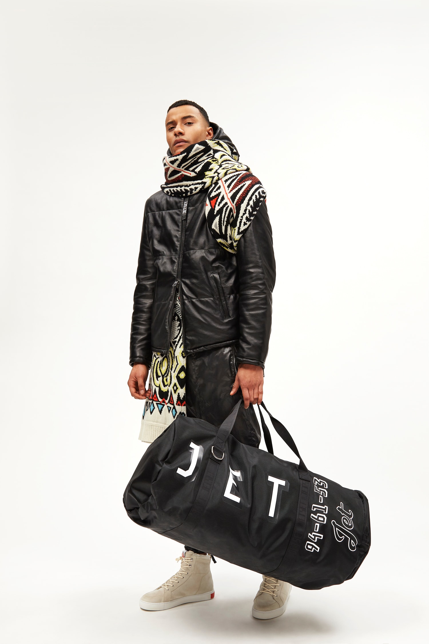 La Griffe Suisse JET SET S'Offre Une Résurrection Pour Ses 50 Ans Avec L'Ancien Directeur Artistique De MCM Et Y-3