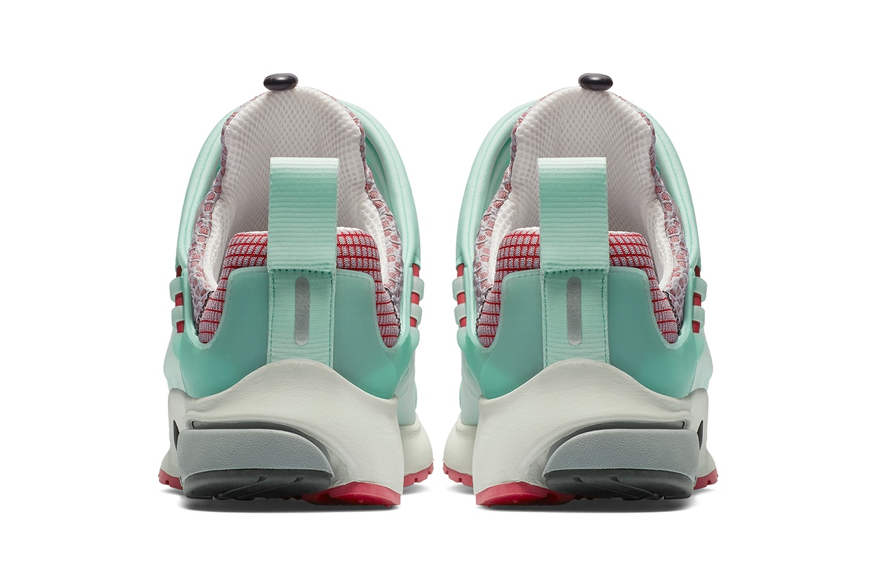 Photo COMME des GARÇONS HOMME Plus x Nike Air Presto Foot Tent