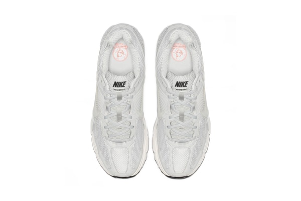 Nike Zoom Vomero 5 Photos Date de sortie