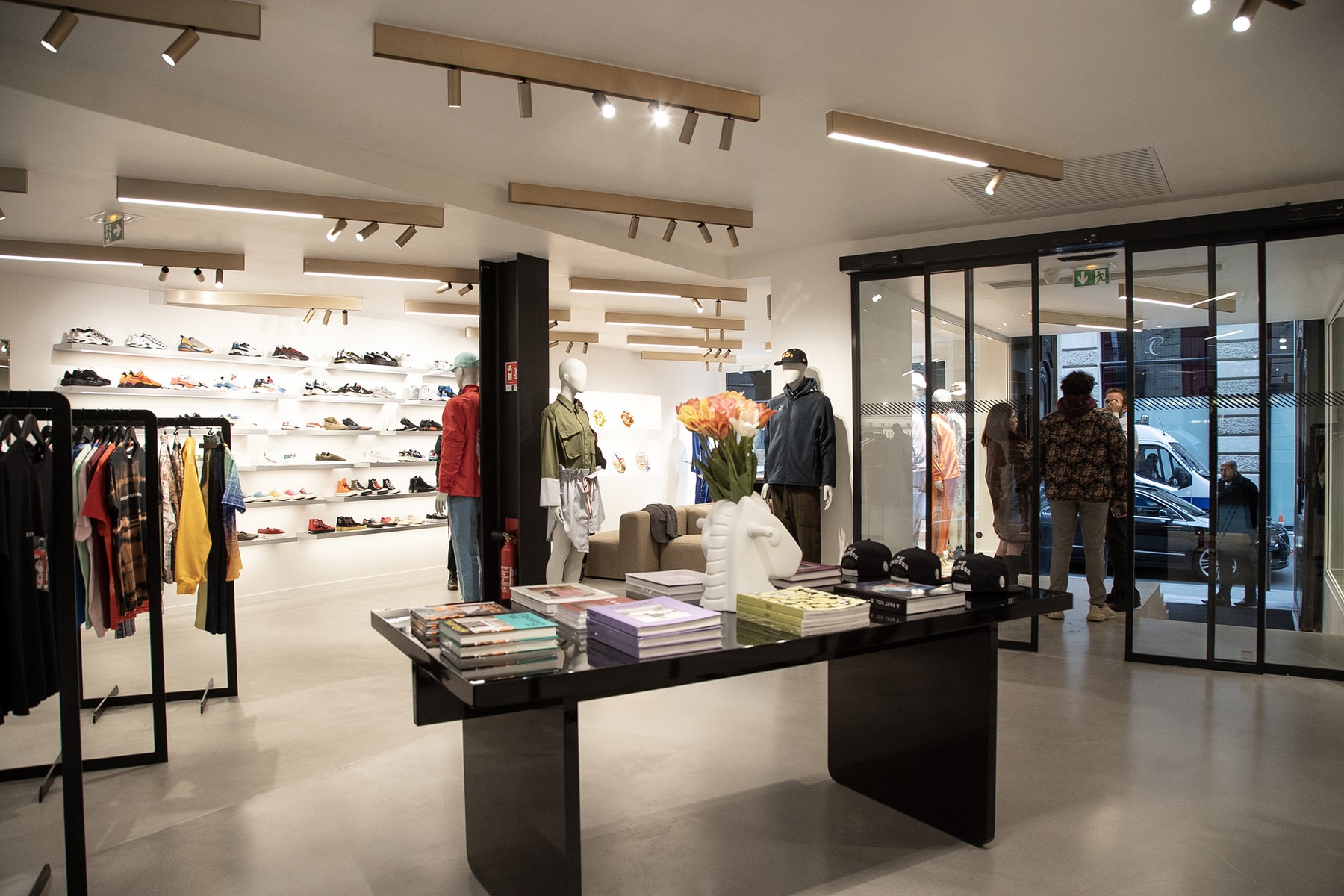 Nous Paris Boutique Nouvelle Photos