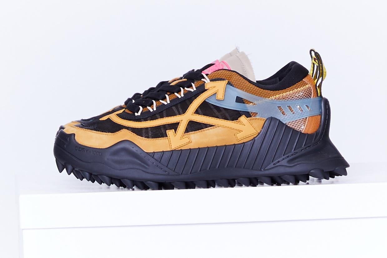Off-white : Acheter Des Produits En Avant-Première Mondiale A Paris 