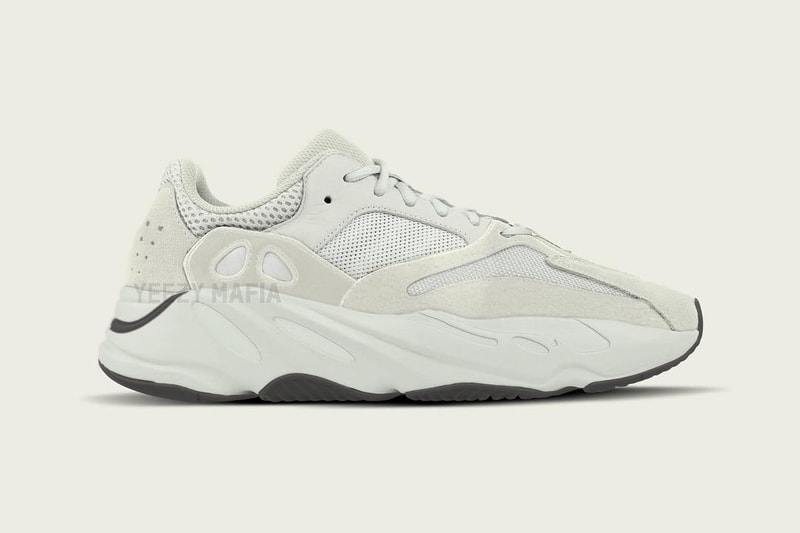 Photo YEEZY BOOST 700 "Salt"