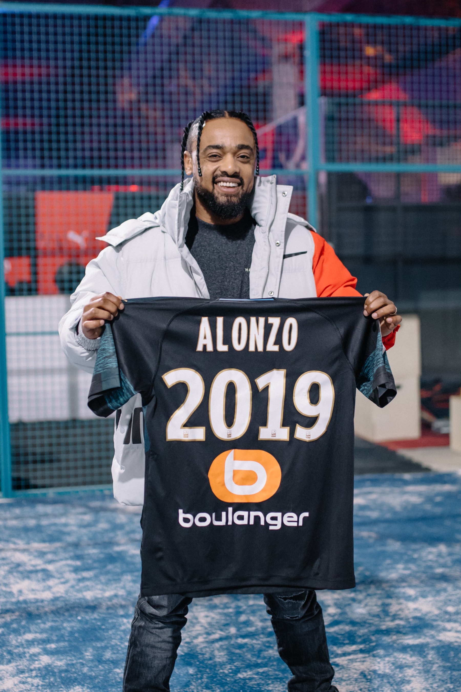 Alonzo Ouvre Le Plus Grand Five De Marseille Et L'Inaugure Avec Griezmann, Balotelli Et Saint-Maximin