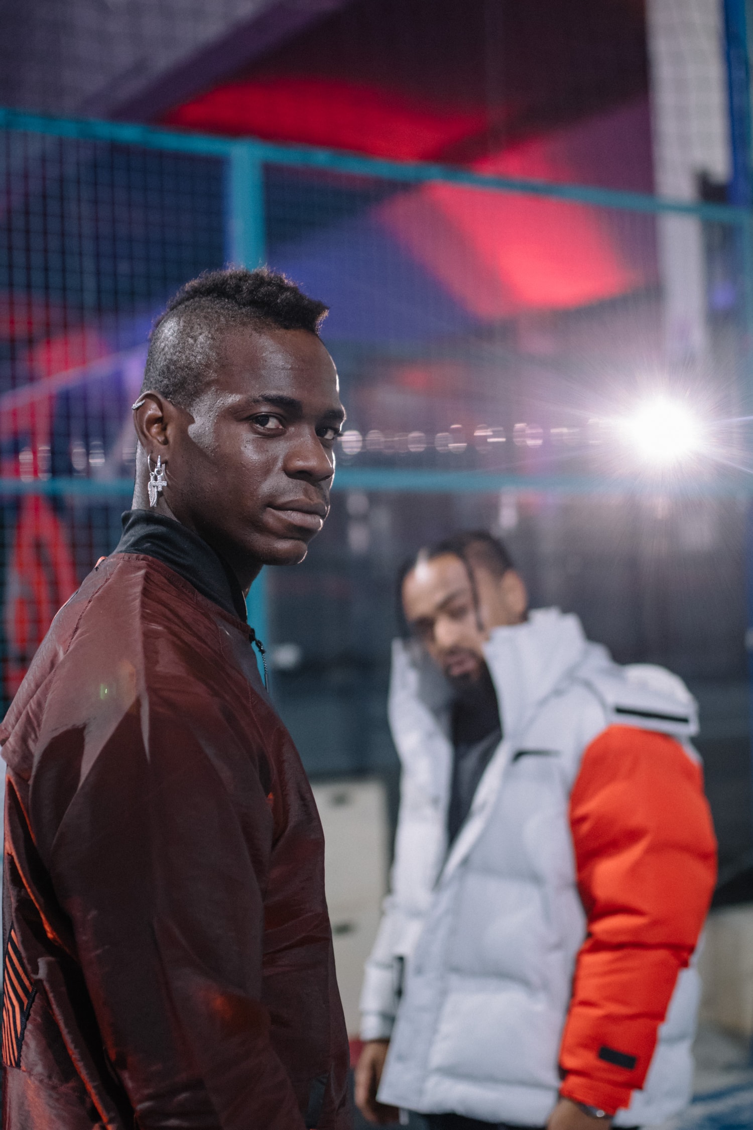 Alonzo Ouvre Le Plus Grand Five De Marseille Et L'Inaugure Avec Griezmann, Balotelli Et Saint-Maximin